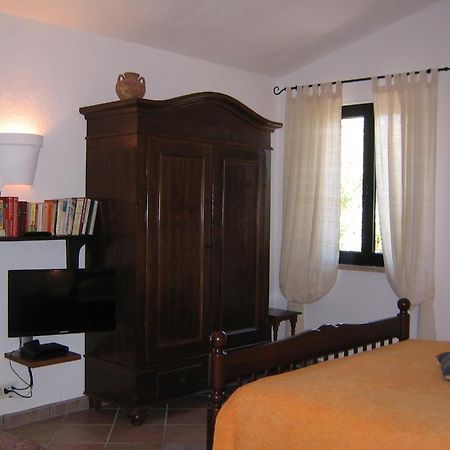 Studio-Appartment In Landhaus Mit Meerblick Porto Azzurro Extérieur photo