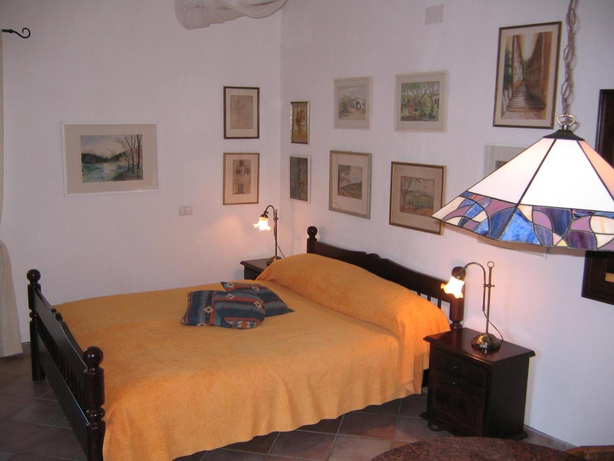 Studio-Appartment In Landhaus Mit Meerblick Porto Azzurro Extérieur photo